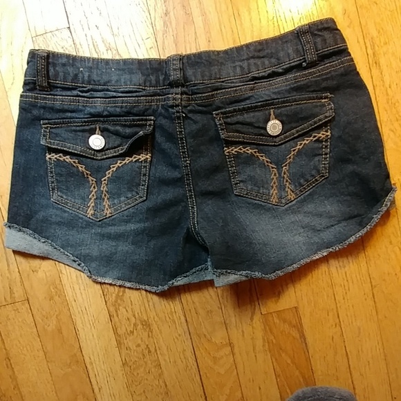Mossimo Supply Co. jean shorts size 11 - Picture 5 of 7